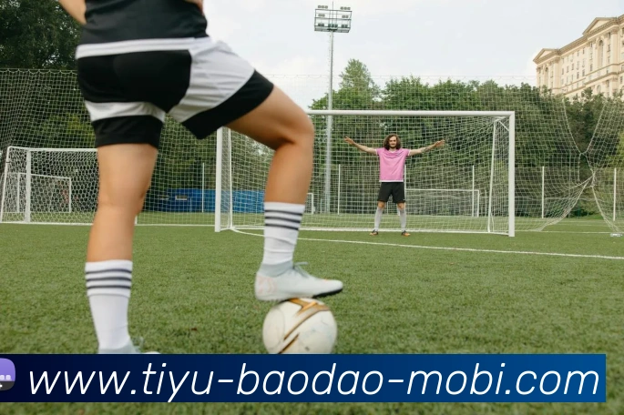 国少开局强势邝兆镭助攻帅惟浩抢点破门早早领先1-0