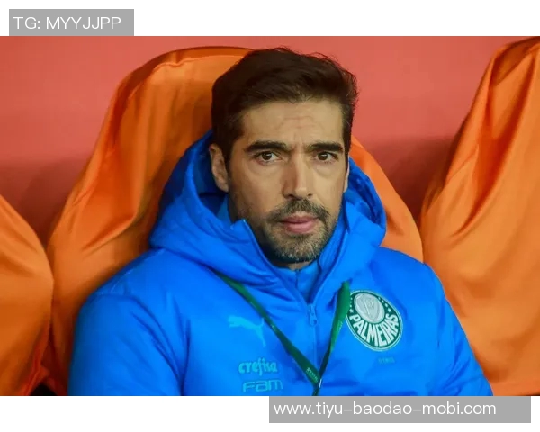 帕尔梅拉斯主帅泪洒赛场感慨逆转胜利带来的深刻解脱与感动 帕尔梅拉斯主帅泪洒赛场感慨逆转胜利带来的深刻解脱与感动