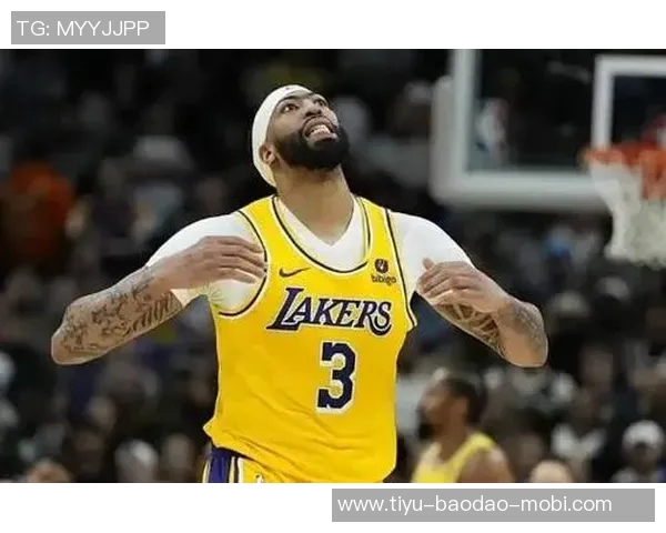 弗拉格谈与浓眉的配合策略努力最大化他的优势与团队融合 弗拉格谈与浓眉的配合策略努力最大化他的优势与团队融合