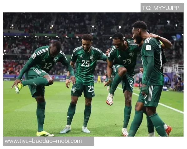 印尼主帅克鲁伊维特质疑科威特裁判执法沙特之战的合理性 印尼主帅克鲁伊维特质疑科威特裁判执法沙特之战的合理性