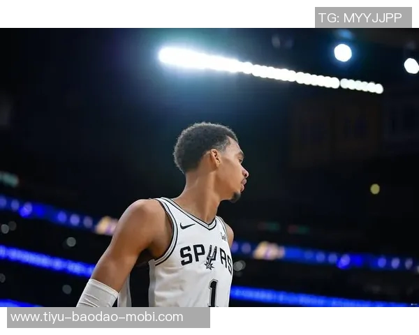 文班亚马称赞本赛季第二次战胜雷霆的比赛令人赏心悦目表现出色