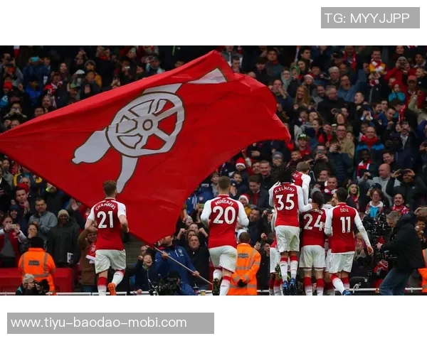 恩里克赞英超水平高阿森纳实力强劲领跑联赛与欧冠